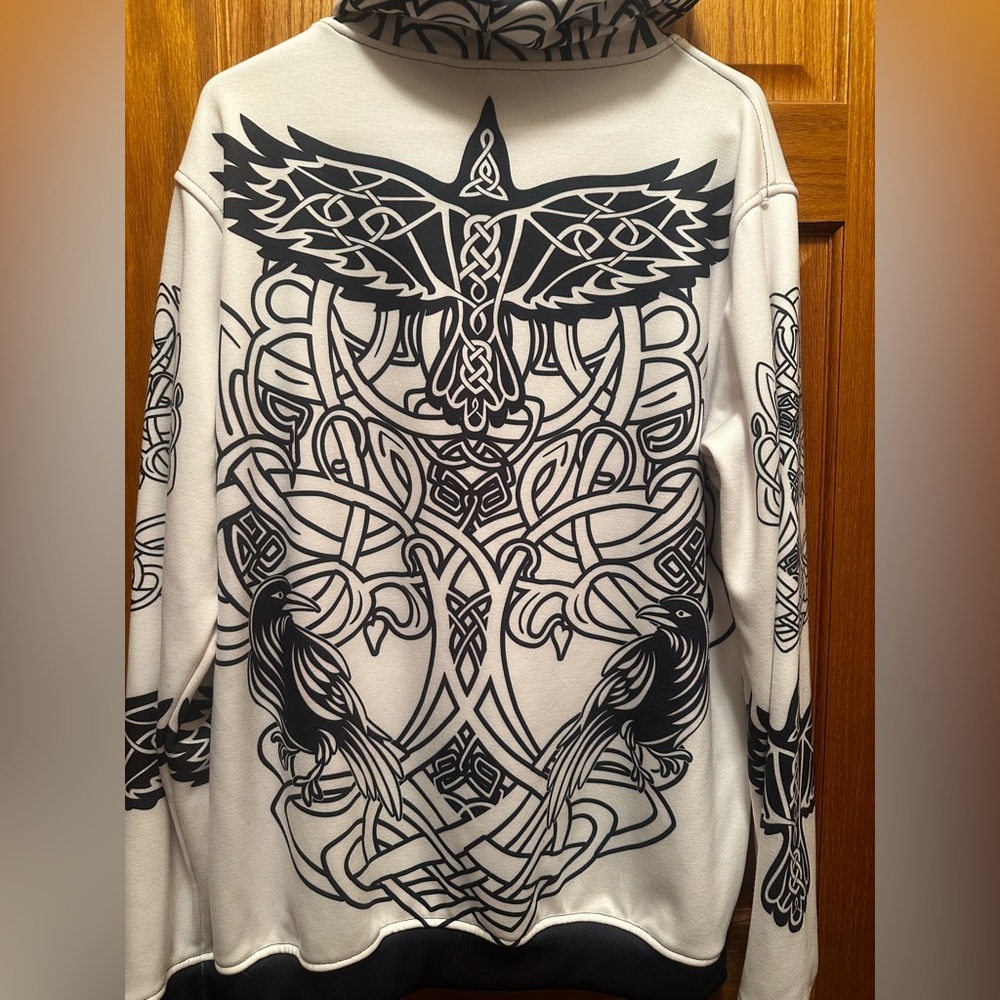 Fresh Hoods Intricate Black and White pullover sweatshirt hoodie size L